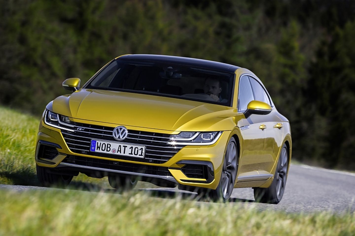 Der VW Arteon wird dieses Jahr ebenfalls elektrifiziert