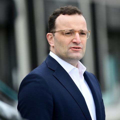 Corona: "Schwerer Fehler", "durchgepeitscht": Jens Spahns neue Befugnisse stoßen auf Kritik
