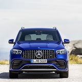 Wenn es sehr sportlich vorangeht, senkt sich die Karosserie um zehn Millimeter ab