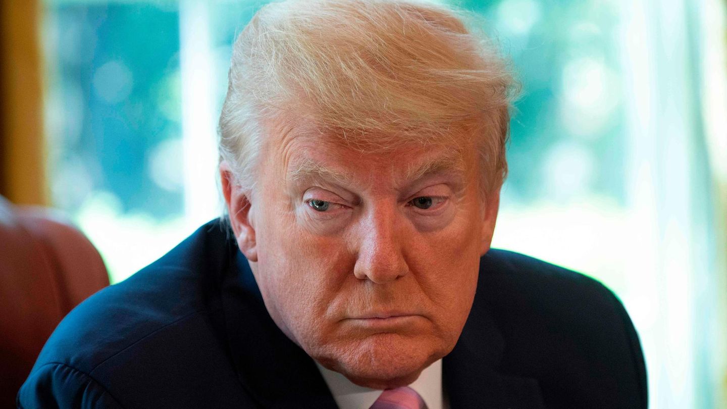 Donald Trump muss den Tod seines Freundes Stanley Chera betrauern 