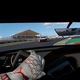 Bei den virtuellen Rennserien fahren auch echte Rennfahrer als Gastfahrer mit