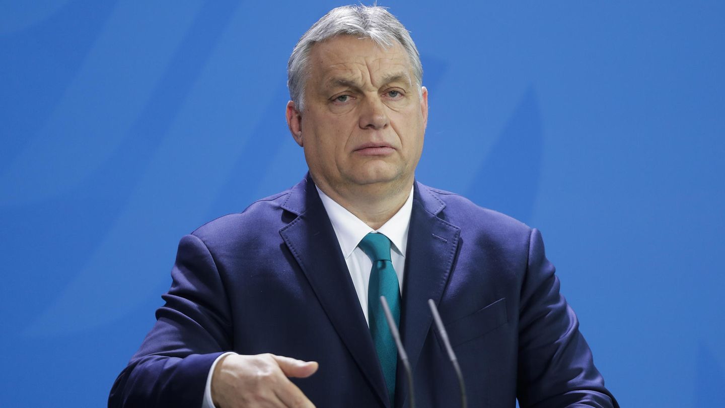 Ungarn: Die Corona-Diktatur – wie Victor Orbán die Demokratie abschafft Ungarn: Die Corona-Diktatur – wie Victor Orbán die Demokratie abschafft