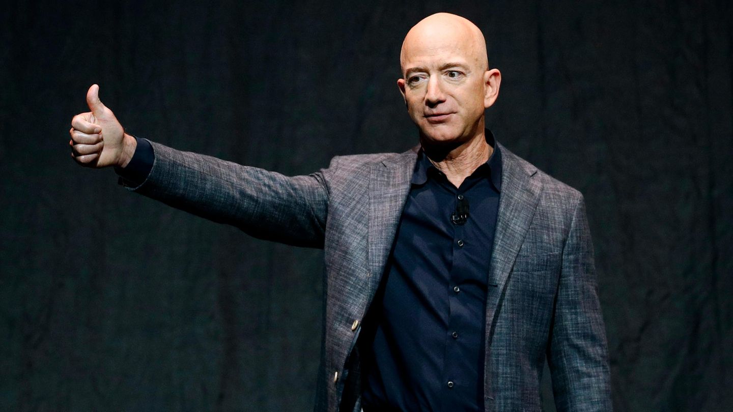 Coronavirus: Amazon-Aktie auf Rekordhoch - Jeff Bezos macht Milliarden