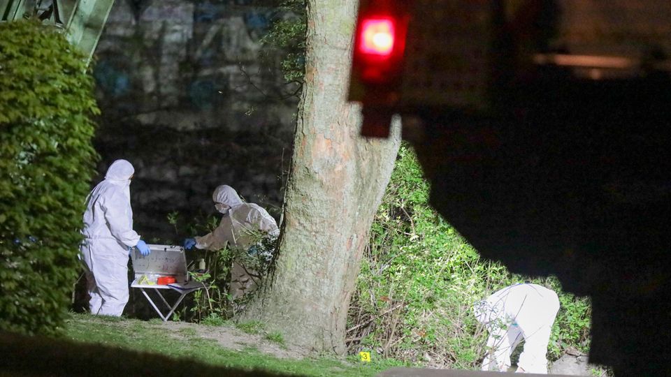 Nachrichten Deutschland Wuppertal Nachrichten aus Deutschland: Ermittler untersuchen in Wuppertal einen Mordfall