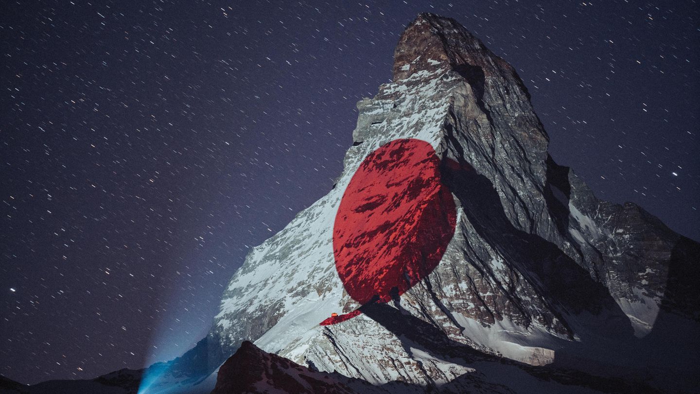 Gruß nach Fernost ins Land der aufgehenden Sonne. Bei Japanern, die die Schweiz bereisen, steht Zermatt ganz oben auf der Liste.