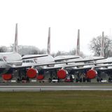 Kleinere Jets hat British Airways in Flughäfen Glasgow (Foto), Cardiff , Bournemouth geparkt. Ein Teil der nicht mehr benötigten Airbus A380 wurden zum Provinzflughafen Châteauroux im Zentrum Frankreichs geflogen.