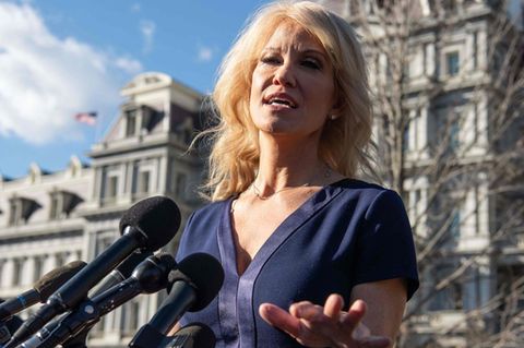 Coronavirus: Trump-Beraterin Convay macht sich im TV lächerlich