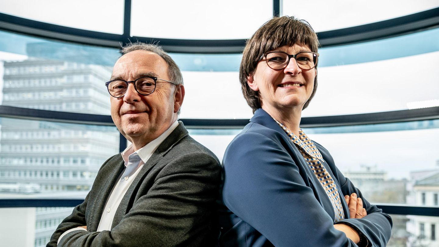 Corona-Krise: SPD-Chefs fordern Mehrbelastung für Reiche