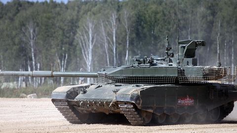 Technisch gesehen, geht auch der neueste T-90 teils auf Entwicklungen aus dem zweiten Weltkrieg zurück.
