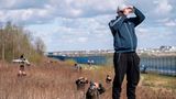 Planespotter mit Blick in den Himmel: Vorige Woche war das größte Frachtflugzeug der Welt mit Fracht...
