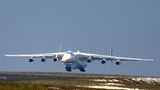 Am Sonntag schwebte die Antonow An-225 auf dem weniger bekannten Aéroport Châlons Vatry östlich von Paris ein