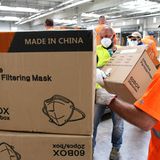 Die Kartons mit Masken wurden "für einen Privatkunden transportiert", heißt es offiziell. In Frankreich sind mehr als 156.000 Menschen mit dem Coronavrus infiziert und bereits mehr als 20.000 verstorben.