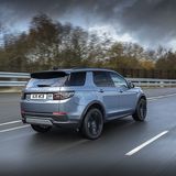 Der Land Rover Discovery Sport P300e PHEV ist ab 49.250 Euro zu haben