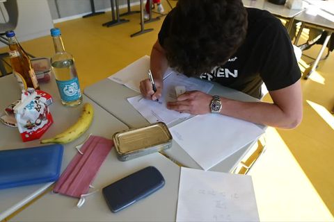 Schulstart im Norden: Abiturprüfungen in Hamburg: So setzen die Schulen die Corona-Regeln um