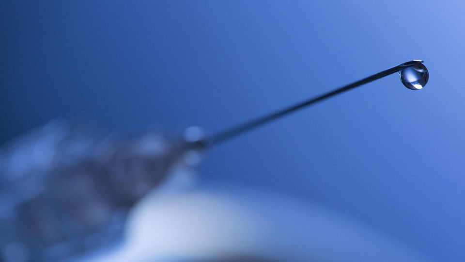 Erstmals hat das Paul-Ehrlich-Institut in Deutschland die klinische Prüfung eines Corona-Impfstoffs genehmigt. Nun darf ein Mainzer Unternehmen sein Mittel an Freiwilligen testen.