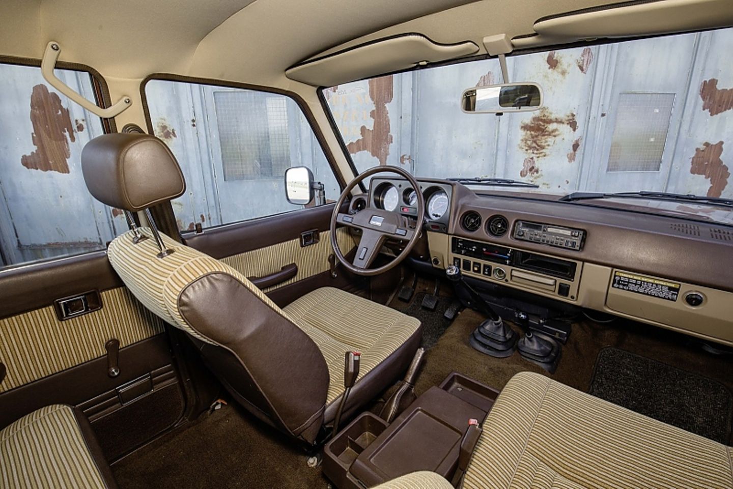 Toyota Land Cruiser FJ 60 1982 von Roger Moore