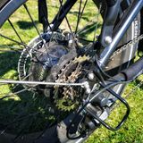 Oberhalb von zehn Prozent Steigung macht das Radmini auch mit Schaltung keinen Spaß mehr.