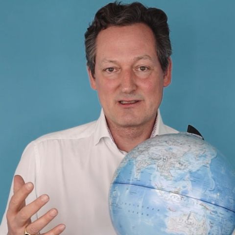 Dr. Eckart von Hirschhausen erklärt den Zusammenhang zwischen dem Coronavirus und dem Klimawandel.