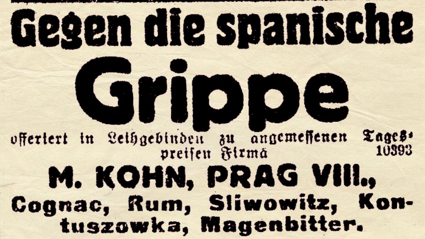 Reklame für Spirituosen gegen die Grippe, erschienen im "Prager Tagblatt" vom 20. Oktober 1918. Im Kampf gegen den Erreger wurden teils kuriose Mittel angepriesen.