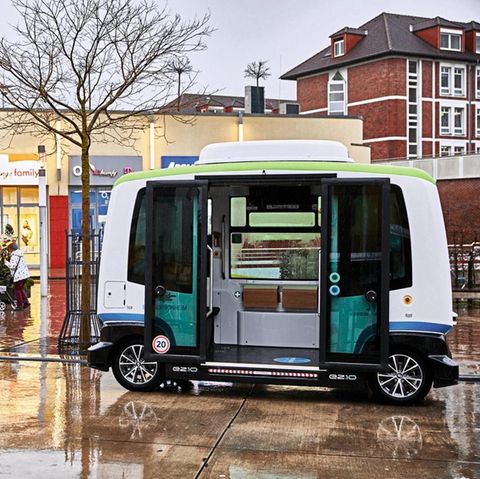 Autonom fahrender Bus