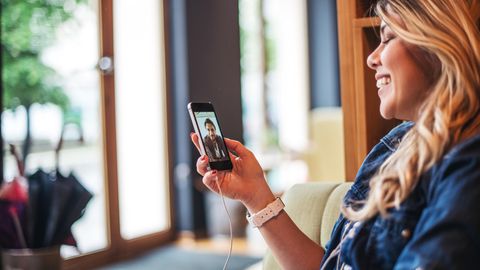 Mit der Corona-Krise boomte die Videotelefonie - und sorgte für den Aufstieg von Diensten wie Zoom und House Party (Symbolbild)