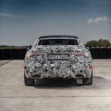 Die Spurweite hinten legt gegenüber dem 3er um 23 Millimeter zu