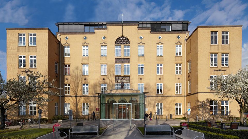 Effiziente Abläufe: "Altenheime sind das neue Tirol" - wie das Marienkrankenhaus Hamburg Patienten versorgt