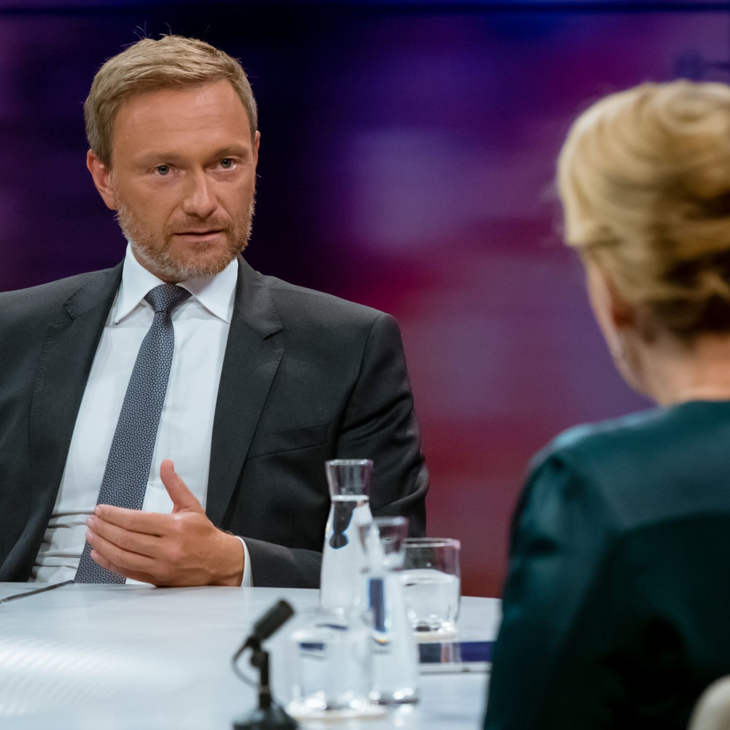 Maybrit Illner Lindner Argert Sich Dass Virologen Nicht Wie Papste Funktionieren Stern De