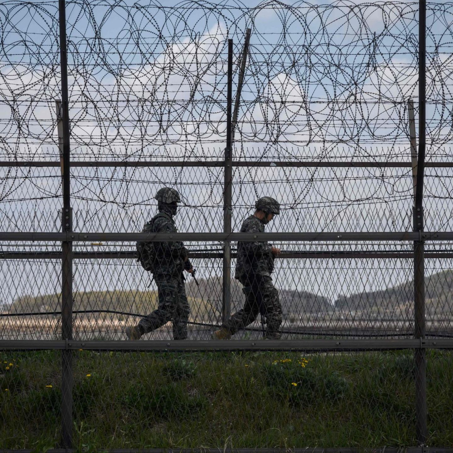 Sud Und Nordkorea Seoul Berichtet Von Schussen An Der Grenze Stern De