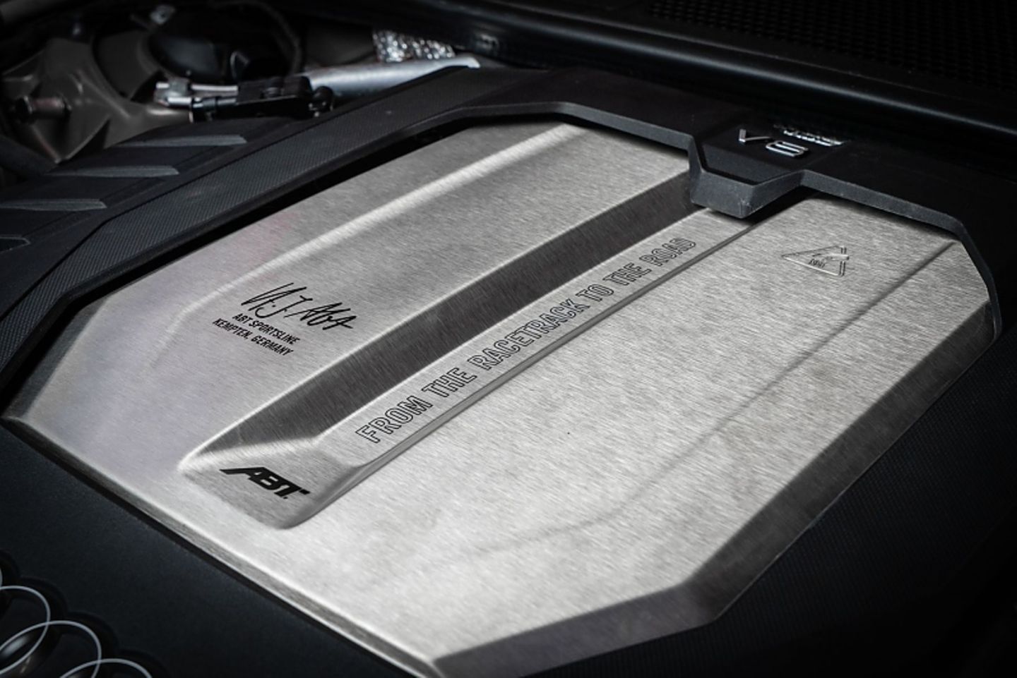Der Motor leistet 544 kW / 720 PS