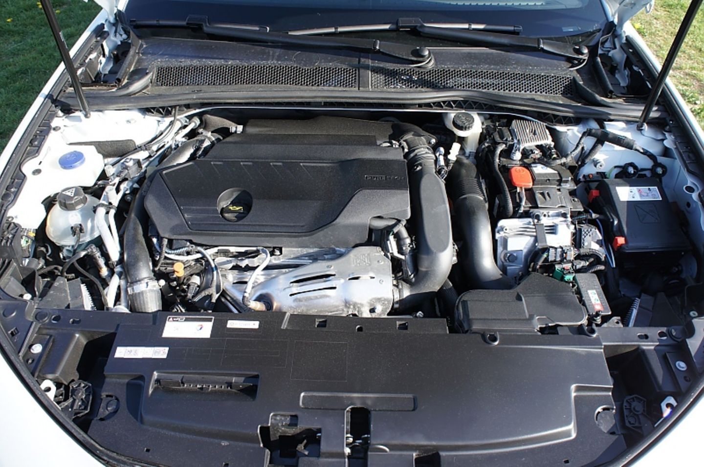 Der 1.6 Liter Benziner leistet 165 kW / 225 PS