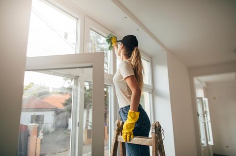 Fensterrahmen benötigen eine besondere Pflege