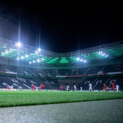 Geisterspiel im Borussia-Park in Mönchengladbach
