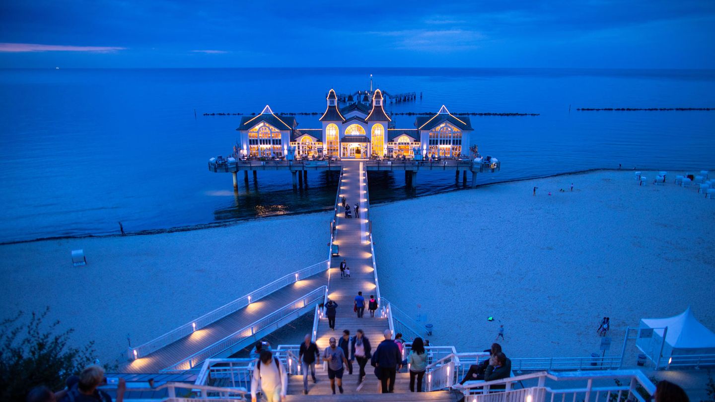 Seebrücke von Sellin auf Rügen