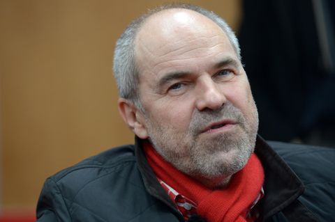 Der frühere Bayer 04-Geschäftsführer Wolfgang Holzhäuser attestiert der Fußball-Bundesliga ein Image-Problem