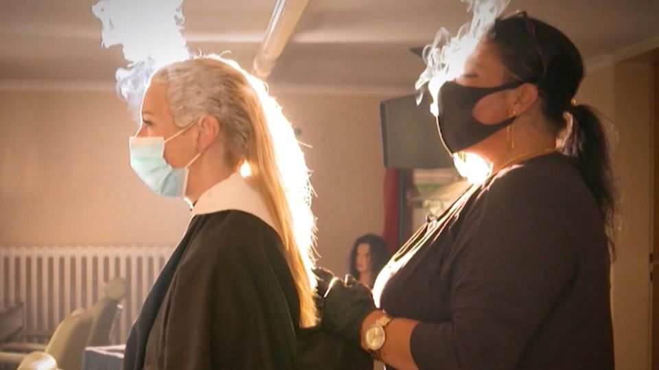 Schneiden, färben oder föhnen: Experiment beim Friseur: Wann ist das Corona-Ansteckungsrisiko besonders hoch?