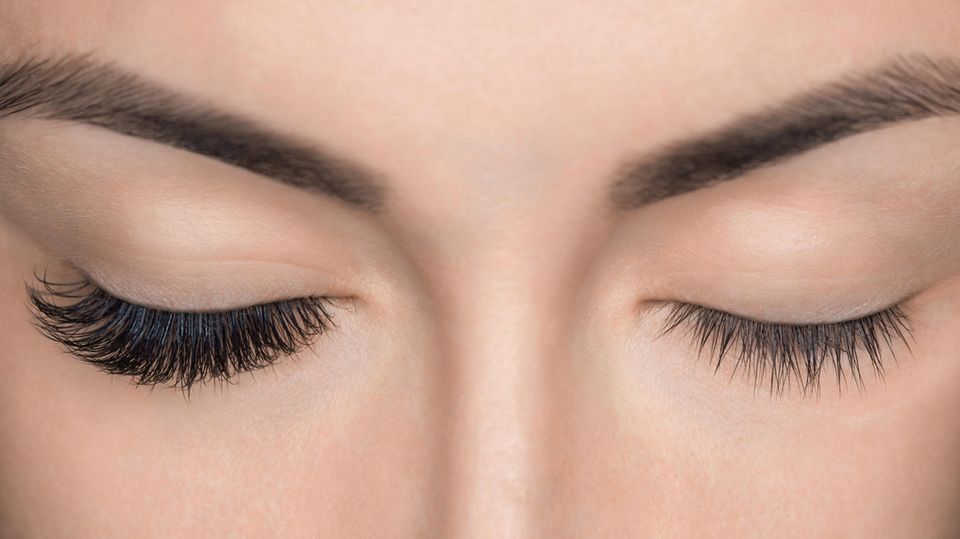 Magnetische Wimpern können optisch einen deutlichen Unterschied machen (Symbolbild)