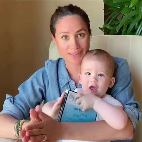Instagram-Video: Meghan liest Baby Archie ein Kinderbuch vor