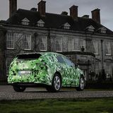 koda Enyaq getarnt