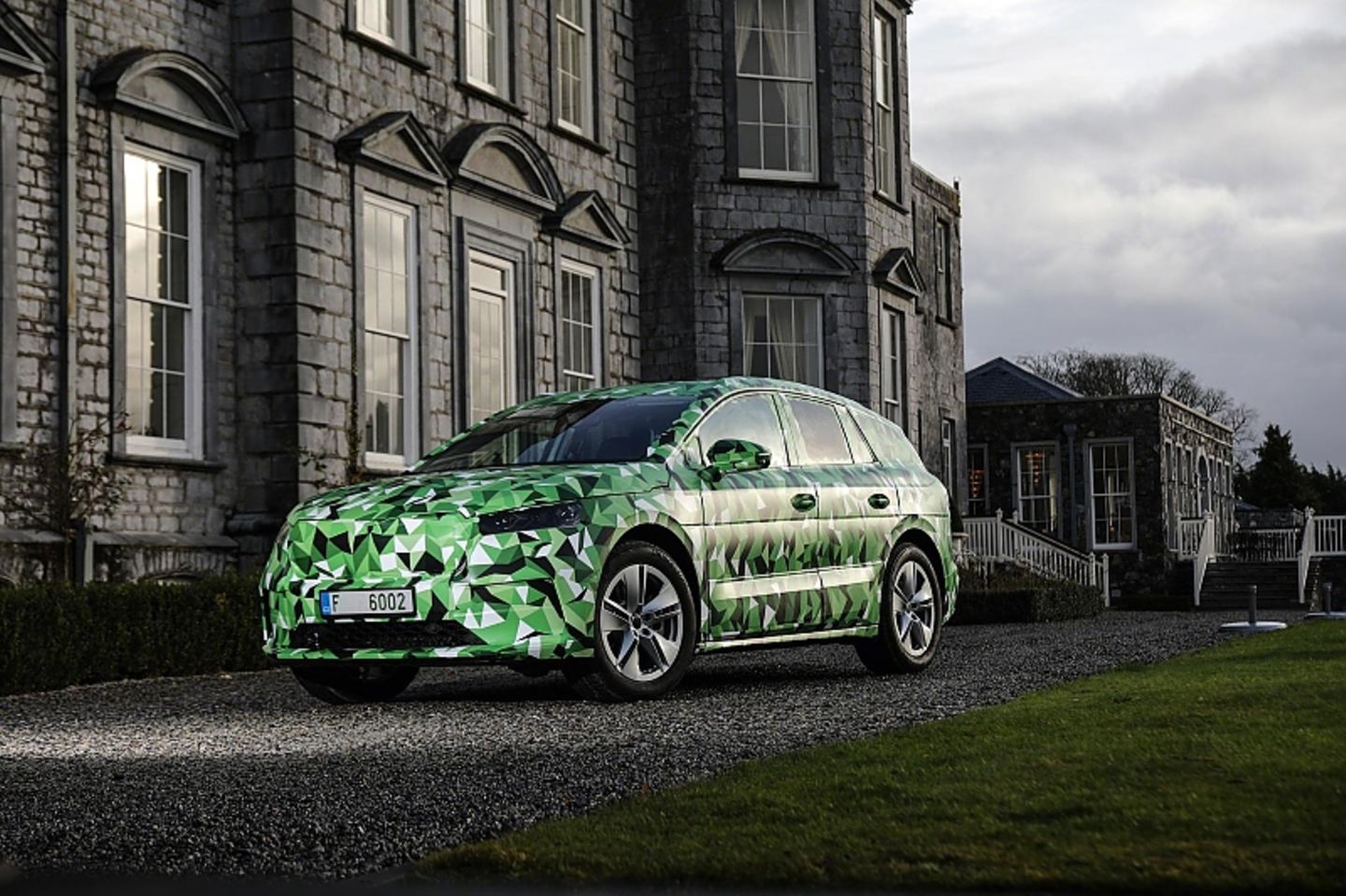 Der koda Enyaq soll einen Basispreis von 30.000 Euro haben
