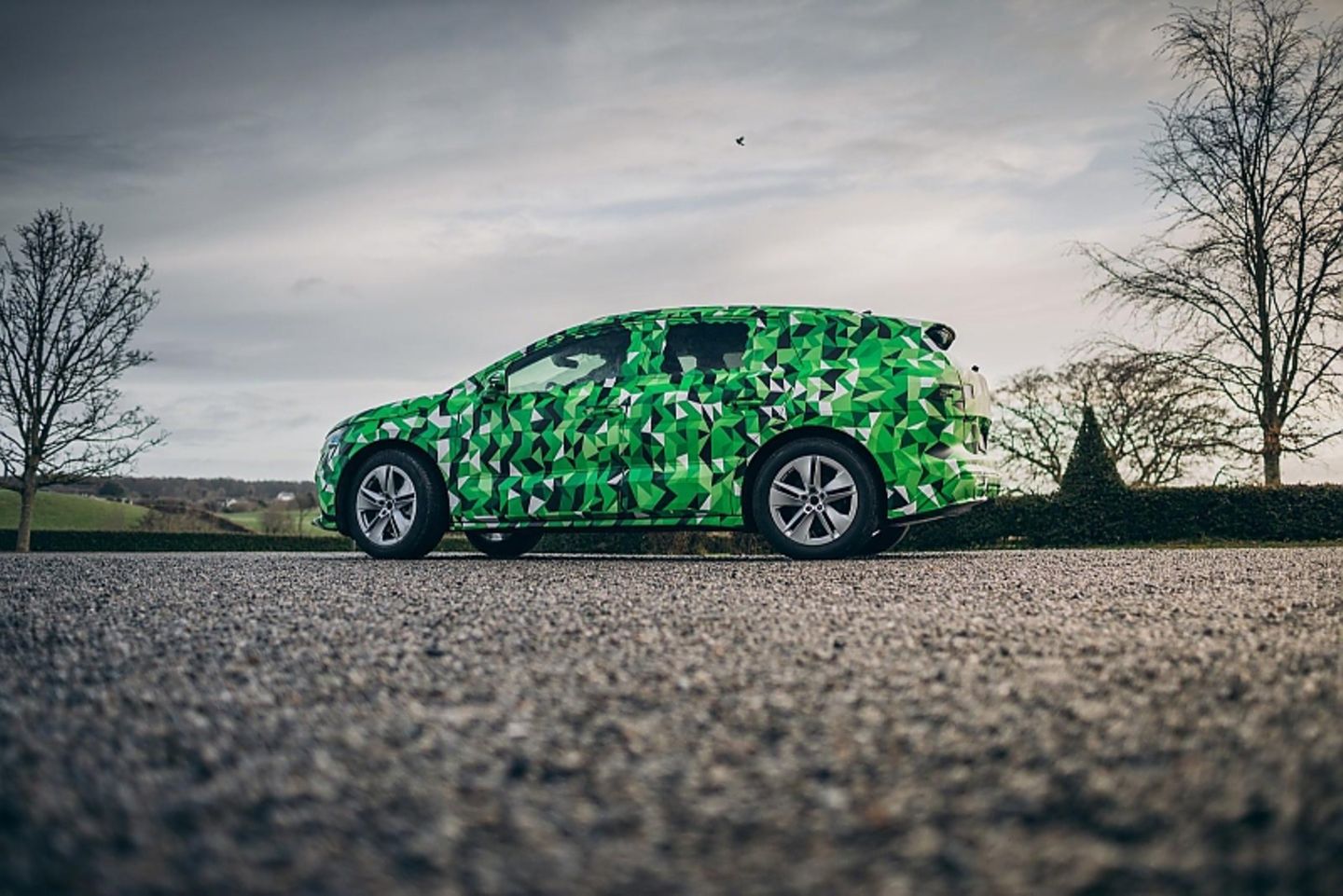 koda Enyaq getarnt