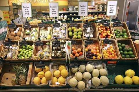 Südfrüchte im Supermarkt