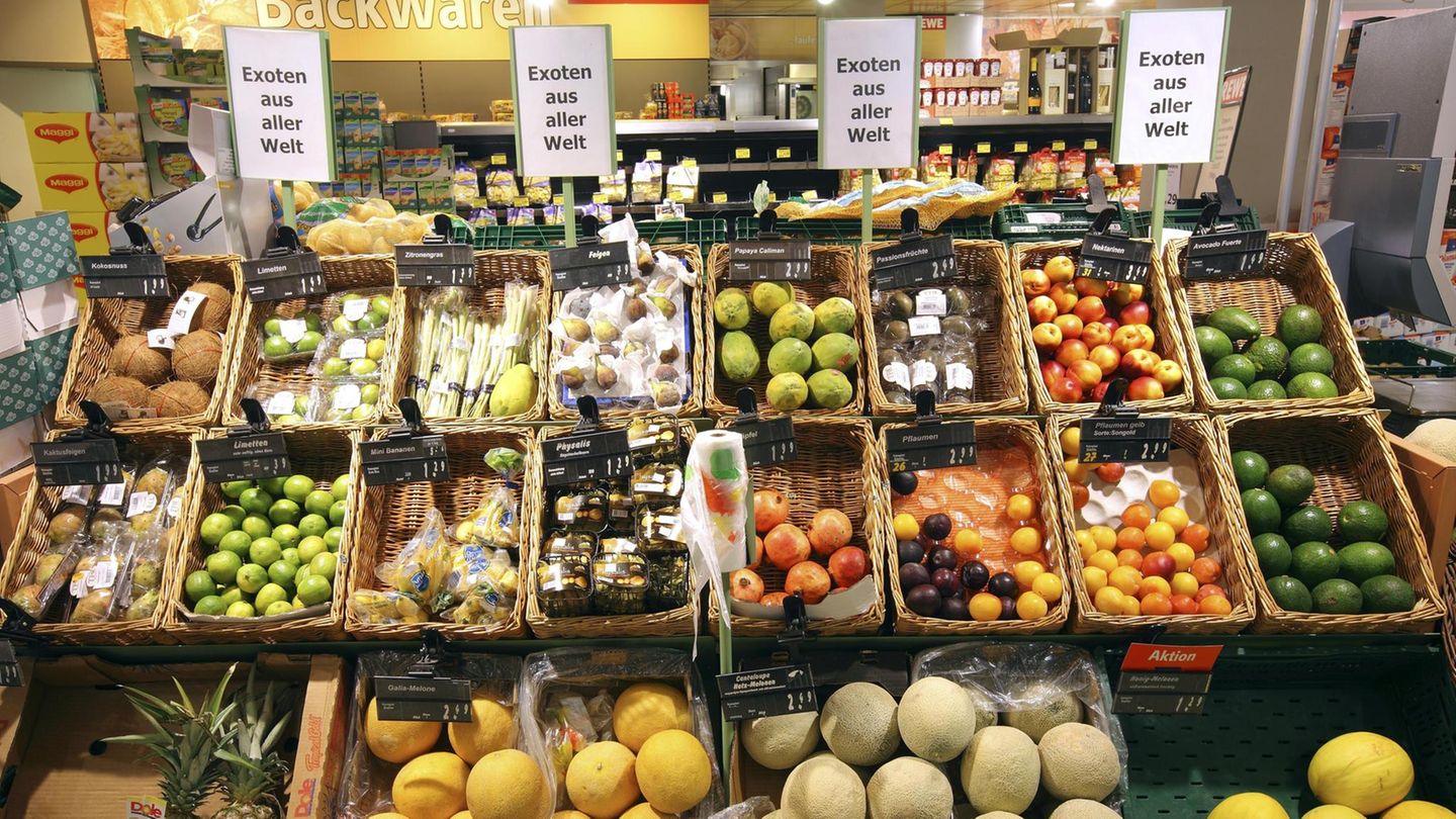 Südfrüchte im Supermarkt