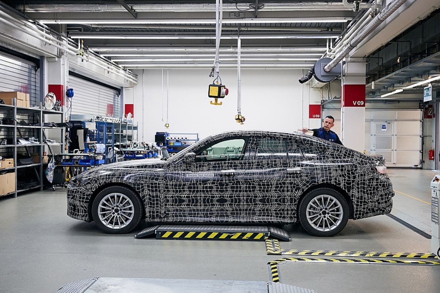 Tarnwerkstatt BMW i4