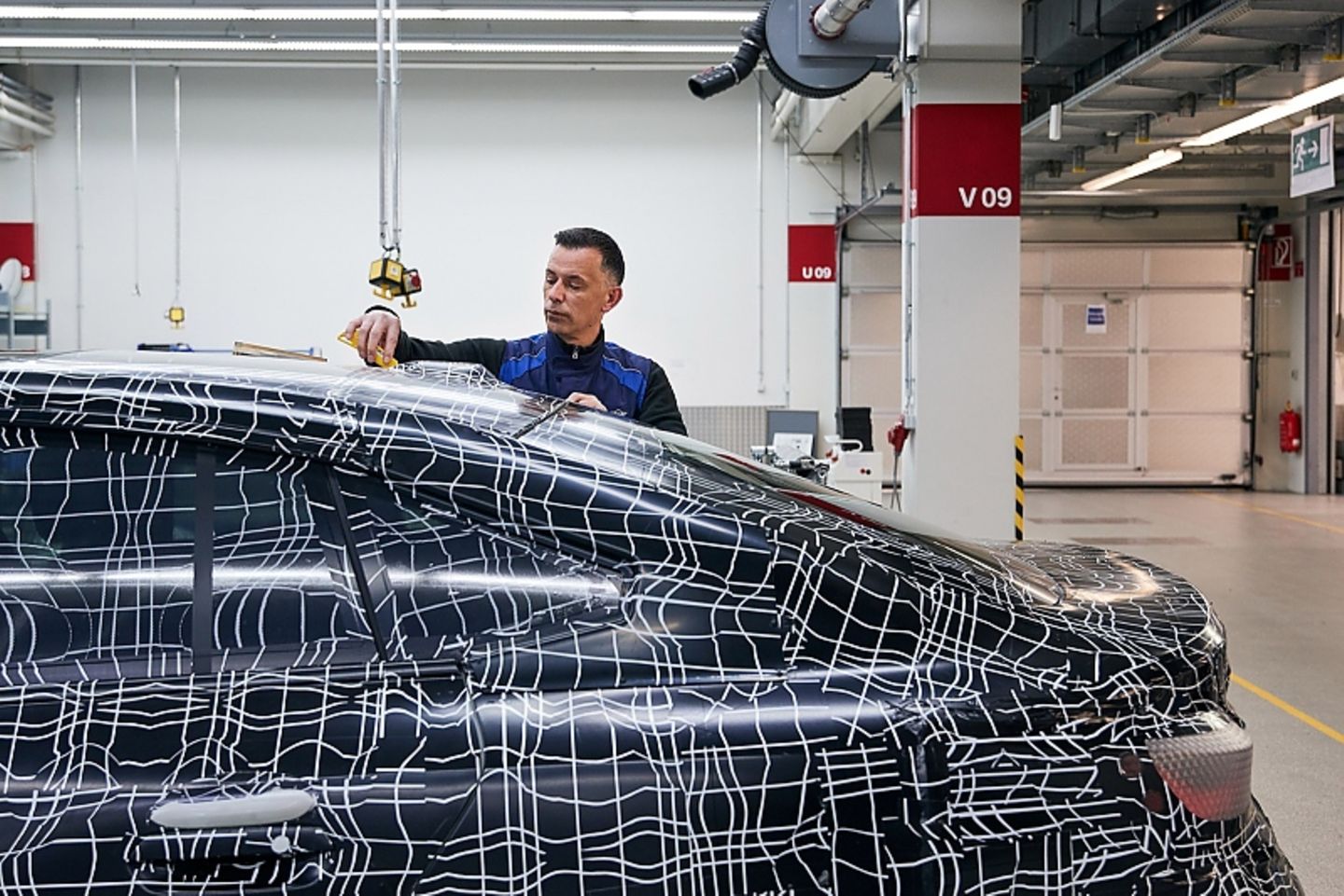 Tarnwerkstatt BMW i4