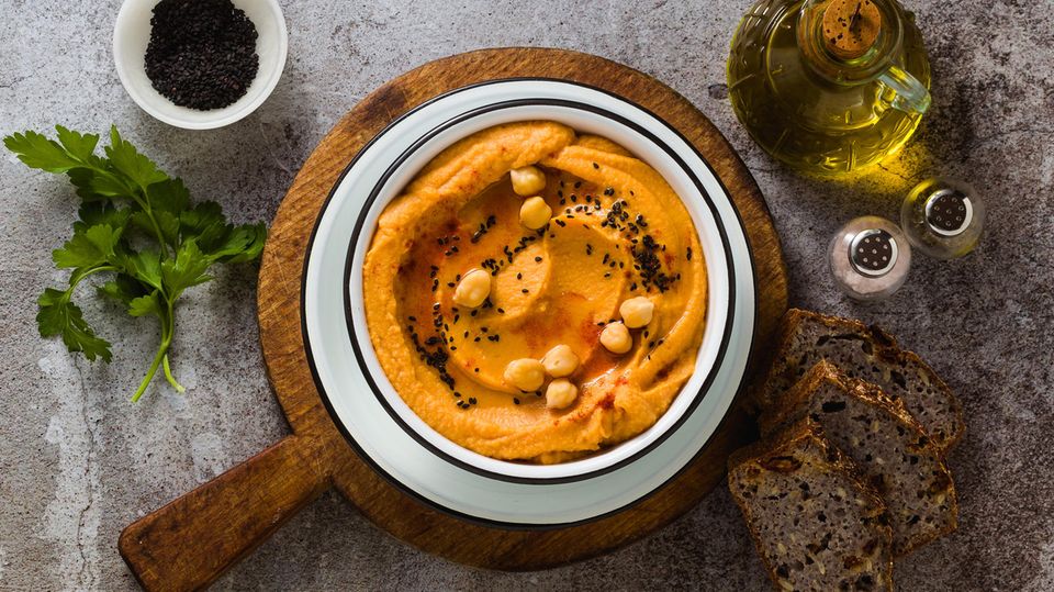 Sweet Potato Artichoke Hummus