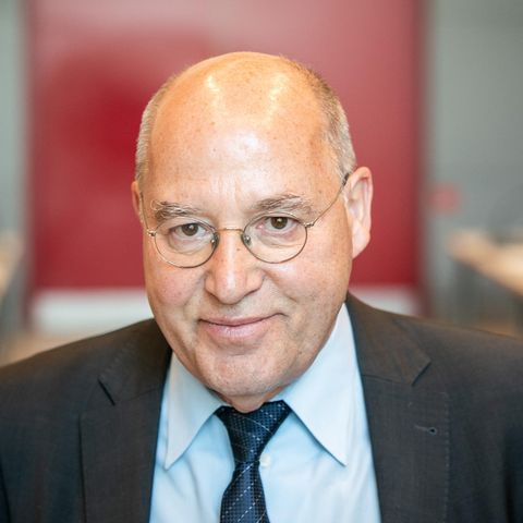 Die Linke: Er ist wieder da, wieder mal – das Comeback des Gregor Gysi