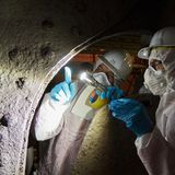 Fachleute begutachten die Qualität der Strahlarbeiten