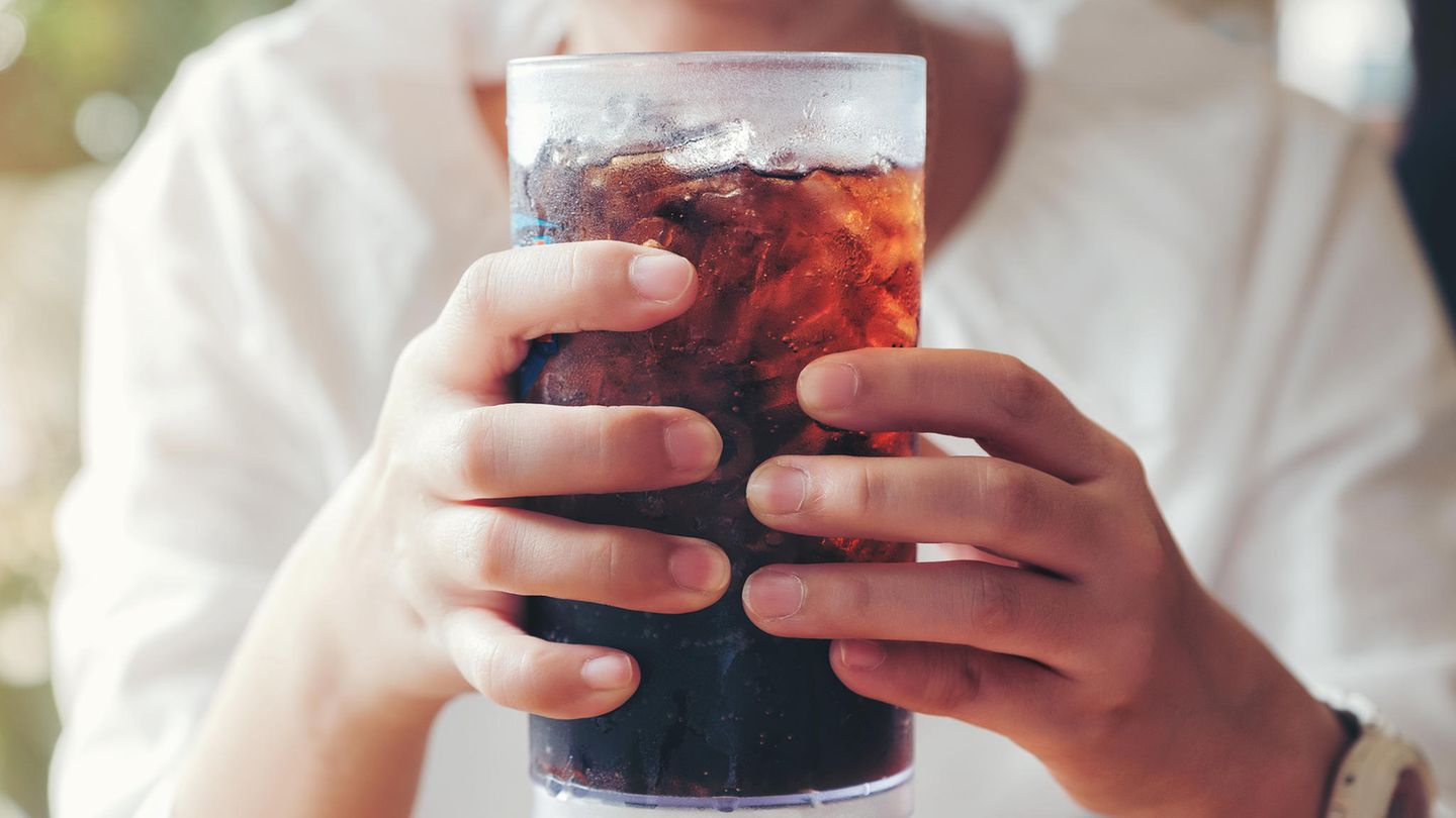 Die Diagnose: Was hat Colatrinken mit einem Ausschlag am Penis zu tun?