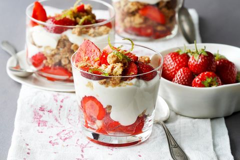Erdbeer-Kokos-Trifles